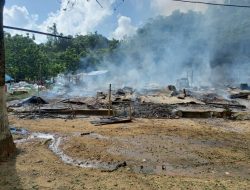Lupa Padamkan Obat Nyamuk, Puluhan Rumah Ludes Terbakar
