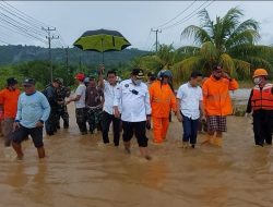 Banjir Lagi, Warga Menanti Solusi