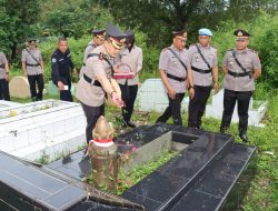 Bhayangkara Kenang Jasa Pahlawan