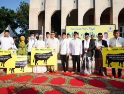 Peduli Sesama, Golkar Bagikan 93 Sapi dan 48 Kambing Kurban