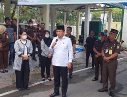 Peduli Sesama, Kejati Berbagi Kurban Delapan Ekor Sapi