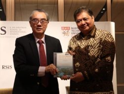 Sukses Gelar Kuliah Umum di RSIS dan NUS Singapura, Menko Airlangga Tuai Pujian