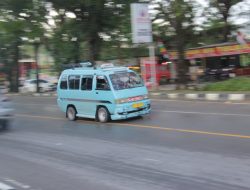 Tarif Angkot Baru Segera Diterbitkan