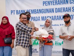 Bank Sultra Salurkan CSR Kepada Petugas Kebersihan di Kendari