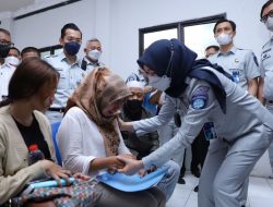 Seluruh Ahli Waris Korban Kecelakaan Truk Kontainer di Bekasi Terima Santunan dari Jasa Raharja