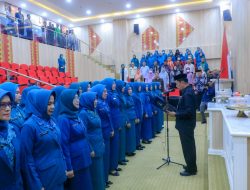 Siti Chomzah Nahkodai TP PKK dan Dekranasda Kendari