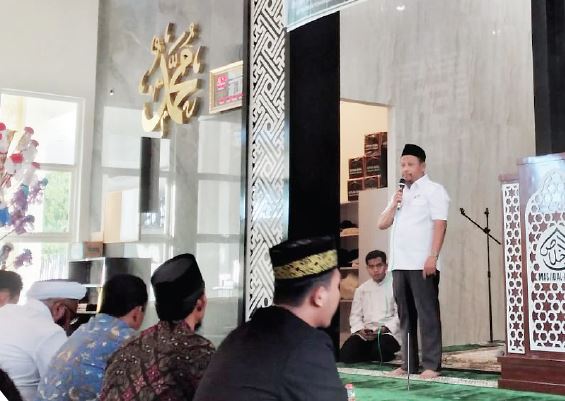 Ali Mochtar Ngabalin Hadiri Maulid Di Masjid Al Ikhlas Citraland