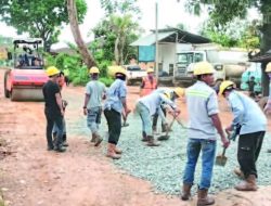 PT PMS Bantu Korban Kebakaran & Perbaikan Bagian Jalan Nasional