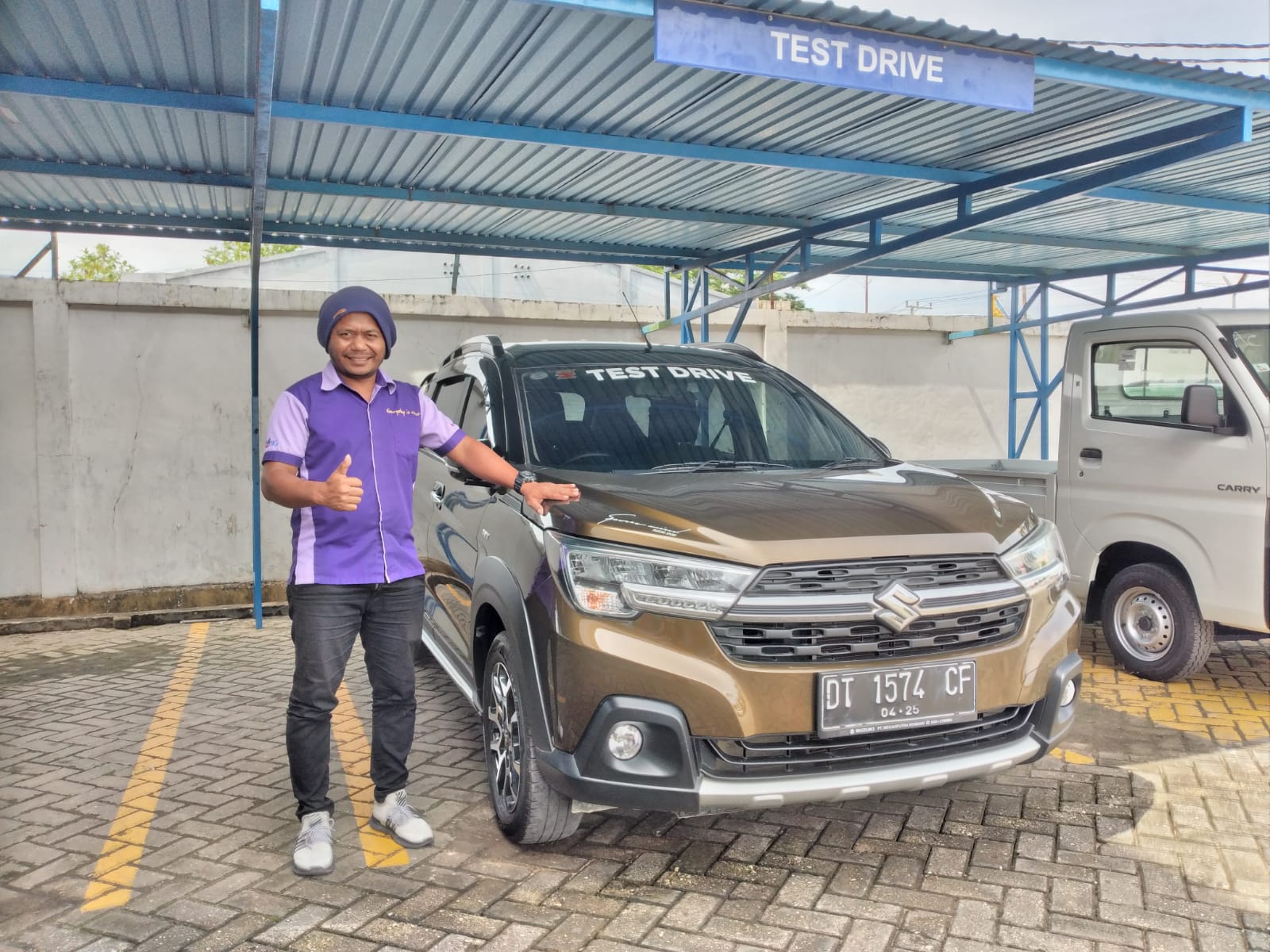 Showroom PT.Megahputra Cabang Kendari. Main dealer mobil Suzuki di Sultra itu selalu menghadirkan DP yang ramah kantong untuk memikat customernya.