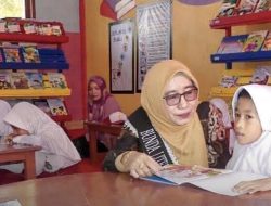 Tingkatkan Minat Baca, Pemkab Wakatobi Tata Perpustakaan