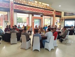 Kapolda Sultra Silaturahmi Bersama Tokoh Masyarakat Muna Membahas Perkembangan Kasus Penghinaan Suku Muna di Medsos