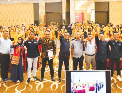 Seminar Nasional Pusat Karir UHO Buka Peluang Beasiswa