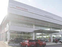 Honda Cahaya Gratia Kendari Tawarkan Promo Free Gift Accesories
