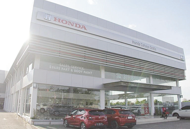 Dealer Honda Cahaya Gratia Kendari. (Ewin Endang Sahputri/Kendari Pos)