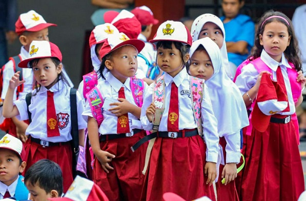 Ilustrasi Masuk Sekolah