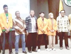 Prof. Zamrun Ingatkan Mahasiswa KKN UHO Berkontribusi untuk Desa