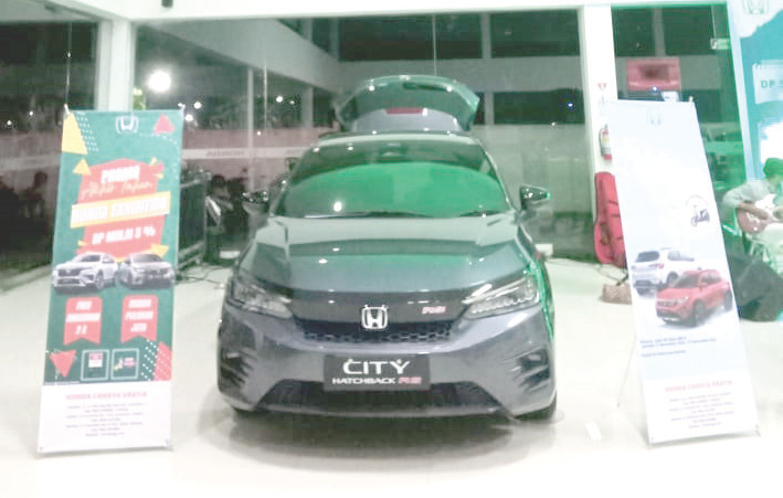 City Hatchback, salah satu unit Honda yang ready stock di HCGP Kendari. (EWIN ENDANG SAHPUTRI/KENDARI POS)