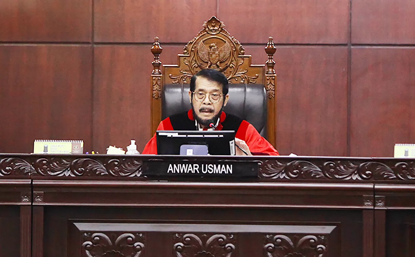 Ketua Mahkamah Konstitusi (MK) Anwar Usman di Gedung MK, Jalan Medan Merdeka Barat, Gambir, Jakarta Pusat, Senin (15/10/2023). (DERY RIDWANSAH/JAWAPOS.COM)