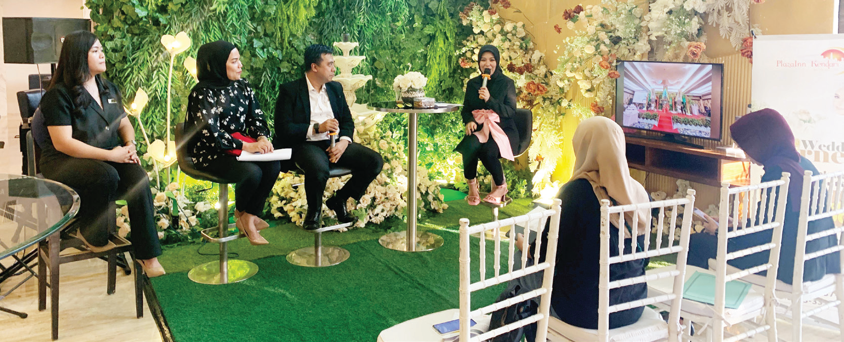 Suasana Press Conference tentang Wedding Corner di PlazaInn Kendari. (EWIN ENDANG SAHPUTRI/ KENDARI POS)