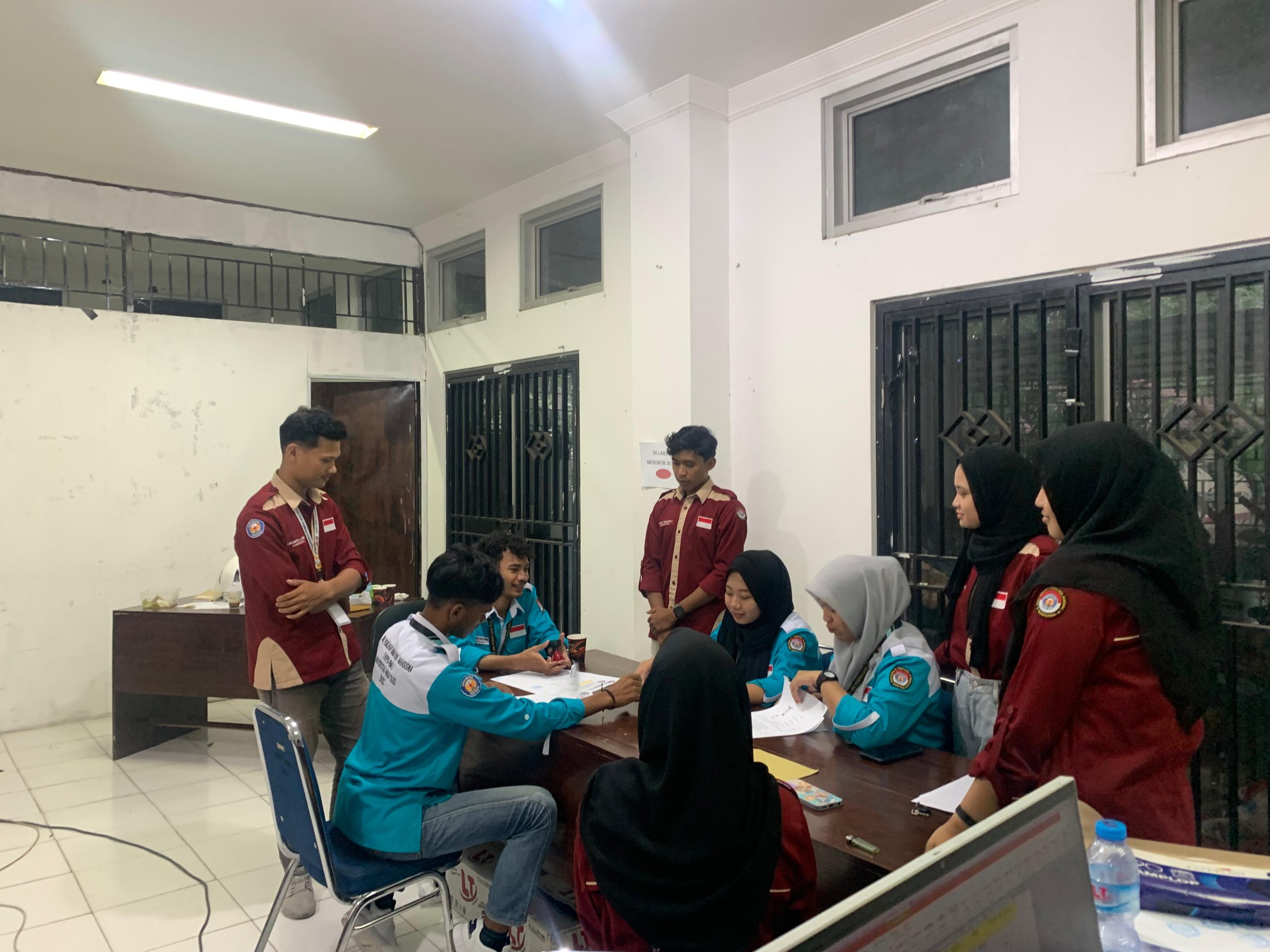 Rapat pleno hasil rekapitulasi suara Pemilihan Umum Raya (Pemira) Mahasiswa Universitas Halu Oleo 2023. Hasilnya, Defrian terpilih sebagai Ketua BEM UHO dan Anggi sebagai Wakil Ketua BEM UHO. (IST)