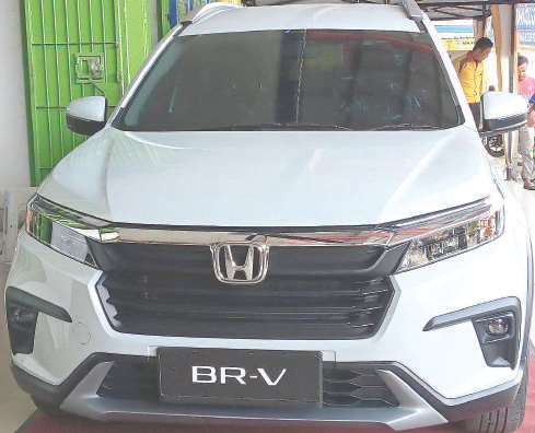 Honda BR-V, salah satu unit yang memberikan penawaran khusus di penghujung tahun 2023 ini. (PT HCGP KENDARI)