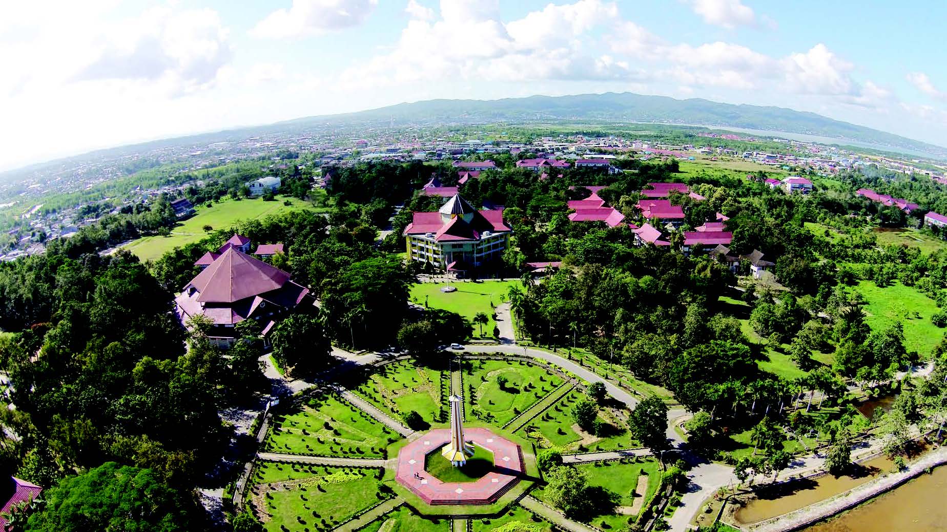 Tugu persatuan UHO. (DOK. HUMAS UHO)