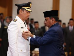 Menanti Karya Andi Makkawaru