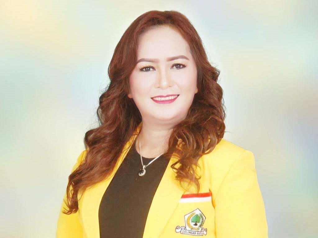 Anggota DPRD Sultra, Farhana Mallawangan