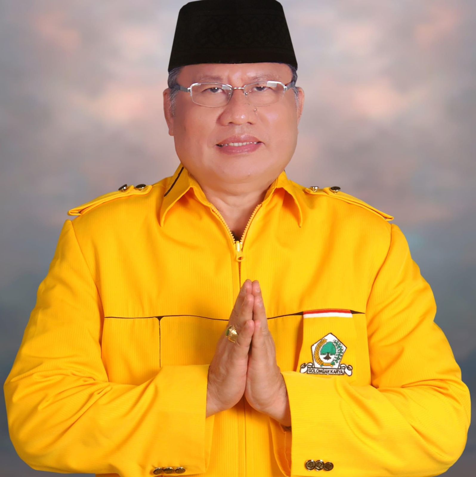 Caleg DPRD Sultra/Ketua DPD I Partai Golkar Sultra, Herry Asiku
