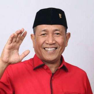 Ishak Ismail Bidik Kursi Ketua DPRD