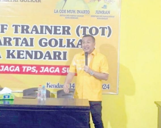 Ketua Bappilu DPD I Golkar Sultra Aksan Jaya Putra