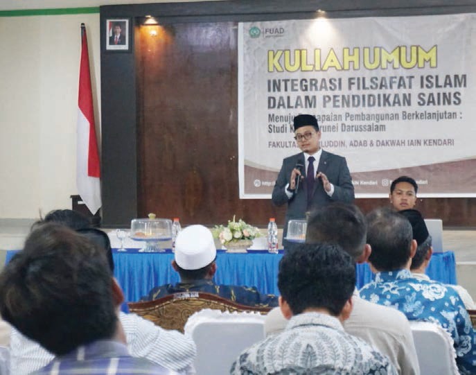 Suasana kuliah umum integrasi Filsafat Islam dalam Pendidikan Sains di Aula IAIN Kendari, beberapa waktu lalu. (HUMAS IAIN KENDARI)
