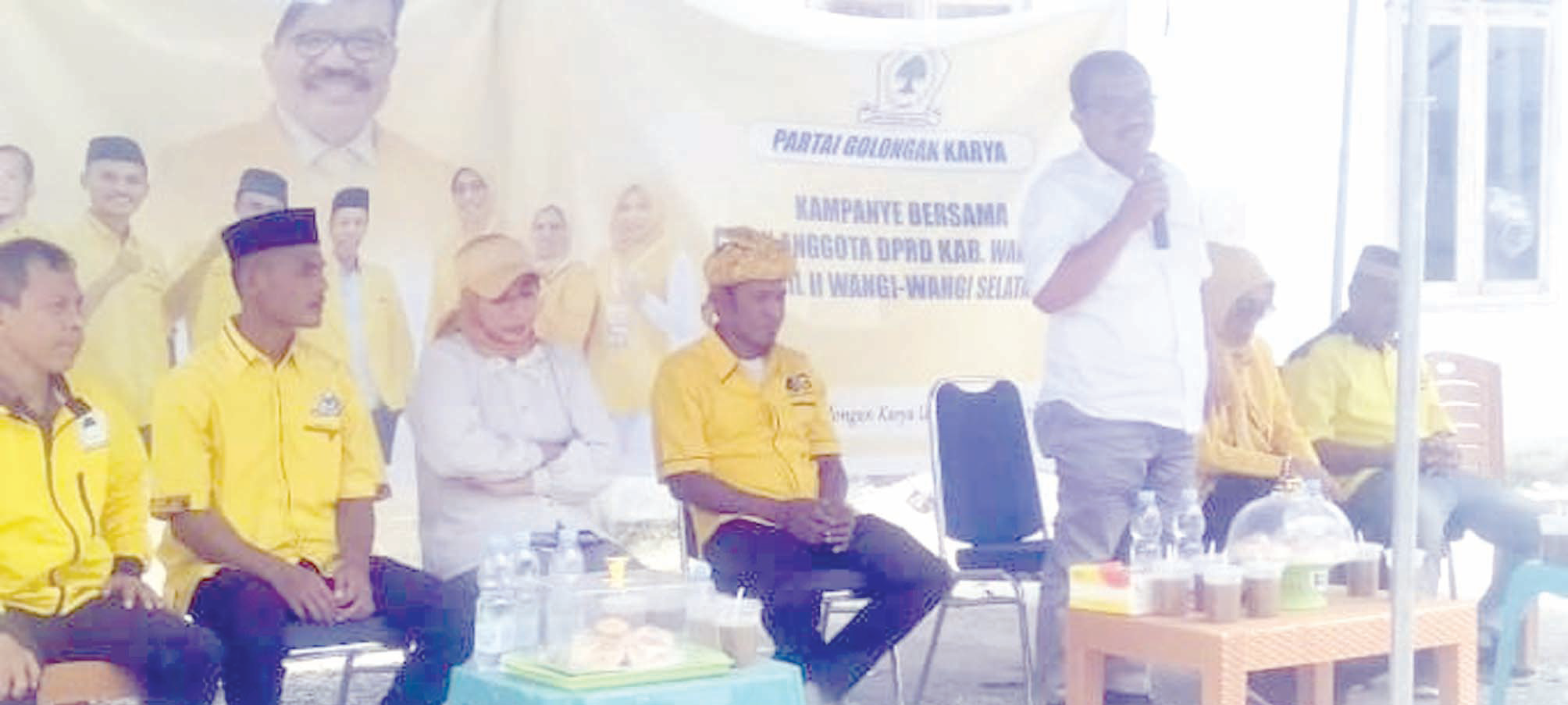Ketua DPD Golkar Wakatobi Arhawi berkampanye di Pulau Wangi-wangi Selatan, kemarin.