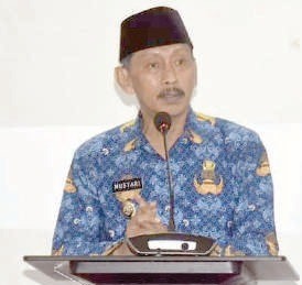 Pj. Bupati Buton Drs. Mustari