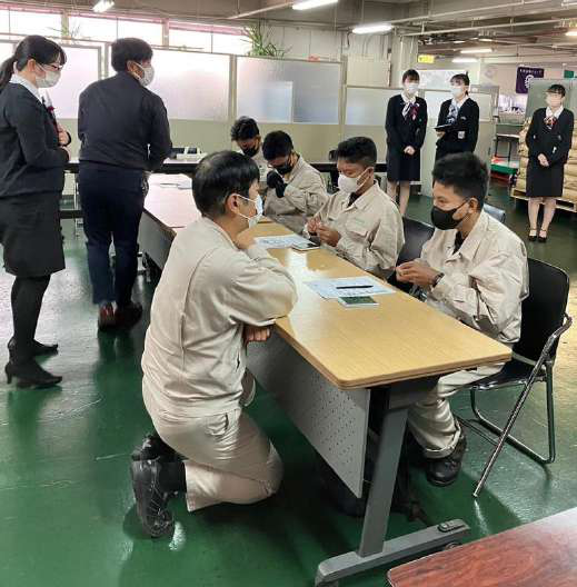 Mahasiswa FT UHO saat magang di Jepang. (FT UHO FOR KENDARI POS)