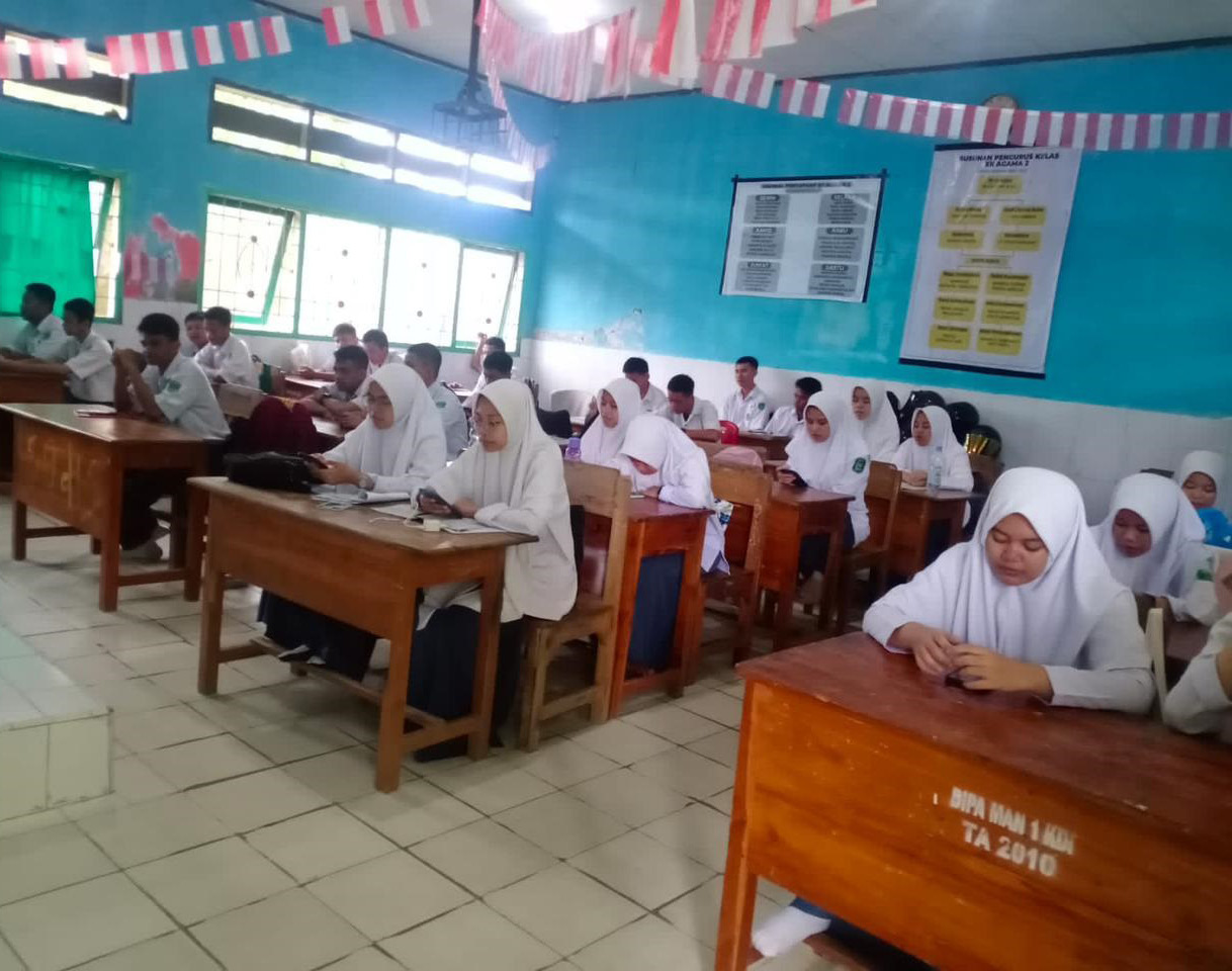 Suasana pembelajaran siswa MAN 1 Kendari.