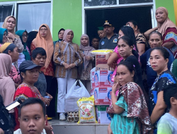 Ira Willis Turun Salurkan Bantuan