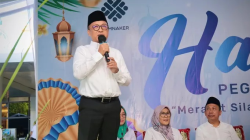 Sekjen Kemnaker, Anwar Sanusi, saat menghadiri acara halal bihalal di Kantor Kemnaker, Jakarta, Selasa (16/4/2024).