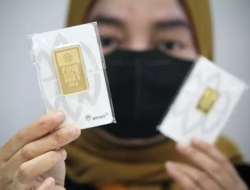 Harga Emas Antam Hari Ini Turun Rp 2.000 jadi Rp 1.363.000 Per Gram, Kalau Jual Laku Segini