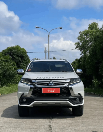 Mitsubishi Pajero Sport.