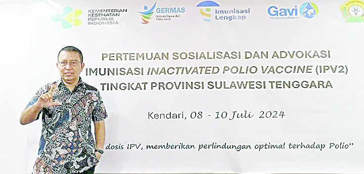 CEGAH POLIO : Kepala Dinas Kesehatan Kota Baubau, dr. Lukman, Sp.PD., ketika mengikuti pertemuan sosialisasi dan advokasi IPV2 tingkat Provinsi Sulawesi Tenggara. Ia berharap seluruh pihak bekerja sama mendukung dan menyukseskan PIN Polio tahun 2024. (DISKOMINFO KOTA BAUBAU FOR KENDARI POS)