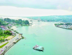 23 Ton Sampah Plastik Diangkut dari Teluk