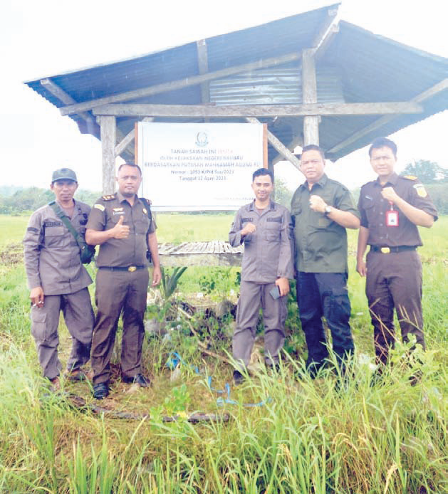 Kejaksaan Negeri Baubau melakukan penyitaan atas perkara Tipikor dalam pengerjaan konstruksi pembangunan Pasar Palabusa, Kota Baubau tahun anggaran 2017, dengan terpidana Farida