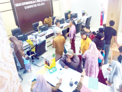 Pelayanan KTP-el Ramai, Blangko Selalu Tersedia