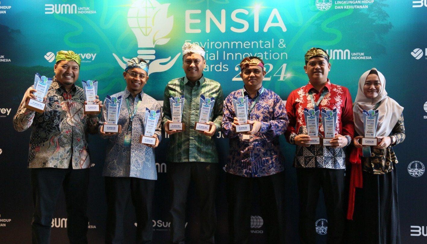 PT Aneka Tambang Tbk (ANTAM) mendapat 12 penghargaan dalam ajang Environmental and Social Innovation Awards (ENSIA) 2024. Foto dok ANTAM Artikel ini telah tayang di JPNN.com dengan judul "Konsisten Terapkan ESG, ANTAM Raih 12 Penghargaan ENSIA 2024",(IST)