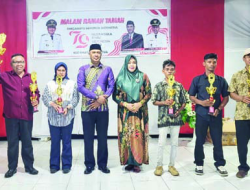 Barisan Putra SDN 1 Kapoa Juara 1 Lomba Gerak Jalan Indah