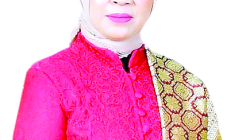 Irmawati, SE, SH, M.H., M.Kn Anggota DPRD Kota Kendari