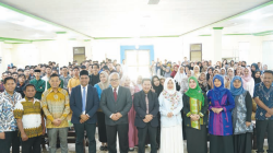 Foto bersama usai kegiatan kuliah umum di Aula Perpustakaan IAIN Kendari beberapa waktu lalu. (HUMAS IAIN KENDARI)