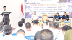 TEPAT SASARAN : Bupati Konkep, H. Amrullah (kiri, depan) saat membuka FGD percepatan penyaluran DD dan DAK tahap II tahun 2024.(MUHAMMAD RAJIB HASLIM/KENDARI POS)