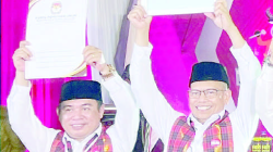 DUKUNGAN PENUH : Pasangan calon kepala daerah di Konsel, Herman Pambahako dan Herianto yang didukung PDIP, PAN, PBB, PPP dan PKB, mendapatkan nomor urut 4. (I NGURAH PANDI SANTOSA/KENDARI POS)